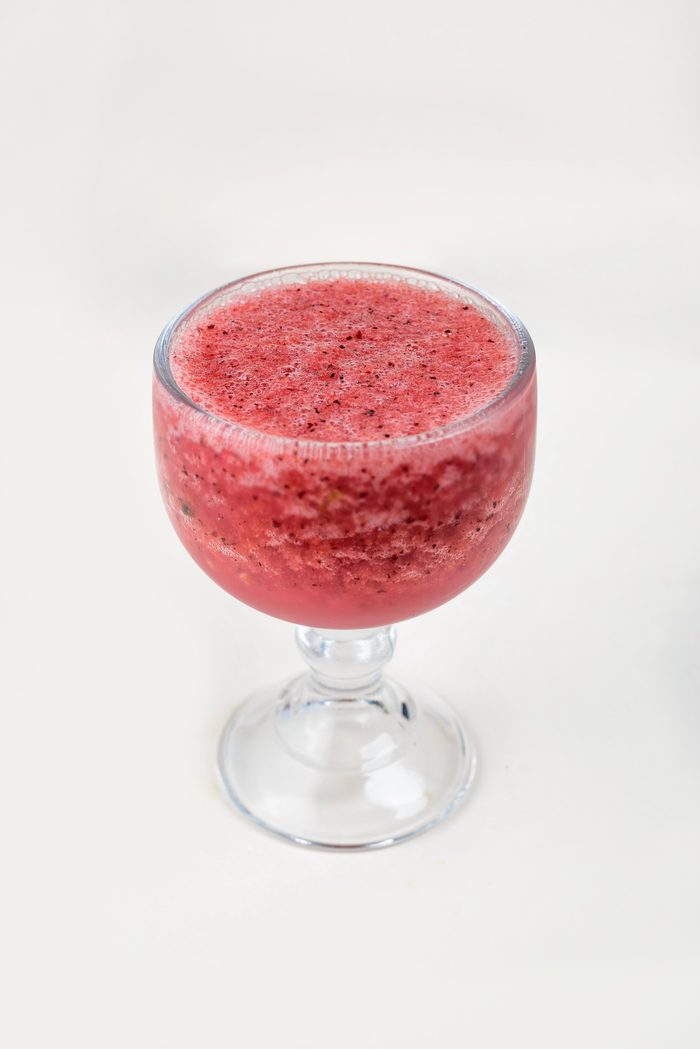 Granizado de frutos rojos en copa